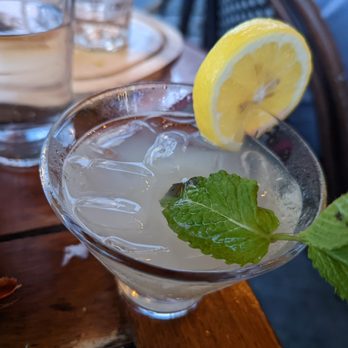 Watermark - Cocktail Bars Near Me - New York, New York