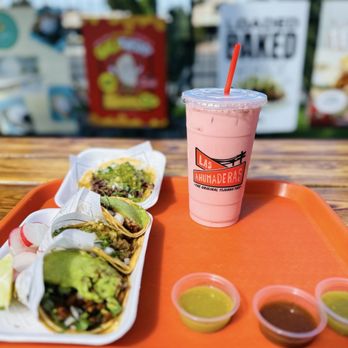Las Ahumaderas - 4 tacos y agua de fresa  y salsa - Tacos Near Me - Chula Vista, California