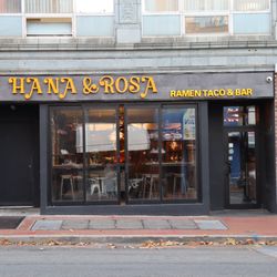 Hana & Rosa