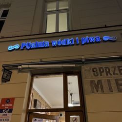 Pijalnia Wódki i Piwa - Outside