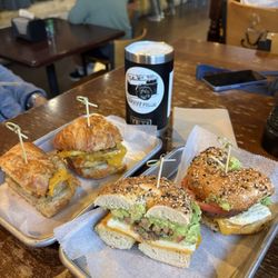 Kickstand Kafé - Big Kicker, Flag cut, and Fixie