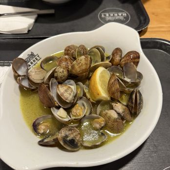 Time Out Market - Drunken clams - Public Markets Near Me - Lisbon, 11 Time Out Market - Drunken clams - Public Markets Near Me - Lisbon, 11