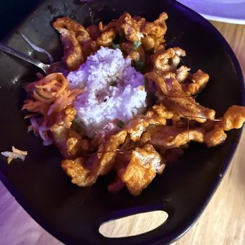 Social House Seven - Red Dragon Chicken - Asian Fusion Near Me - Pittsburgh, Pennsylvania