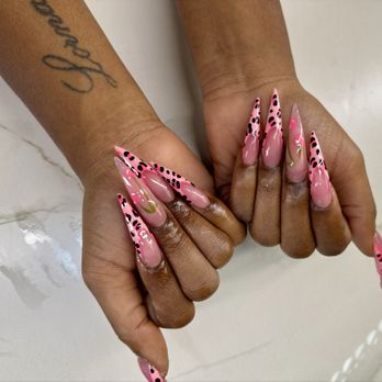 Bree Nailed It - XLong Stilleto FrenchTip with Designs - Nail Technicians Near Me - Fairfield, California