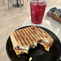 Sandwich, rosella tea Sandwich, rosella tea