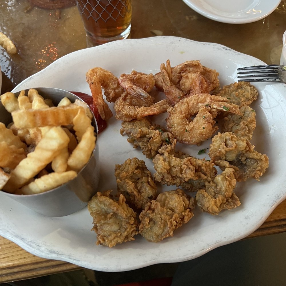 Smitty's Grille - Fried oysters and fantail shrimp - Seafood Near Me - Kernersville, North Carolina Smitty's Grille - Fried oysters and fantail shrimp - Seafood Near Me - Kernersville, North Carolina