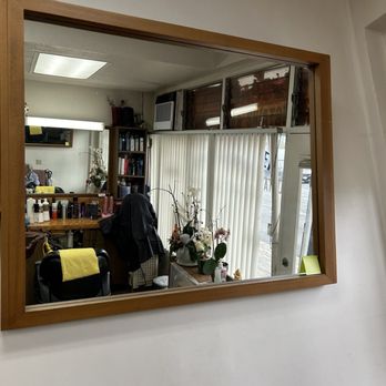 Aiea Barber Shop - Barbers Near Me - Aiea, Hawaii Aiea Barber Shop - Barbers Near Me - Aiea, Hawaii
