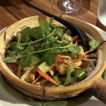 Viet Tapas Bar - 9. Rice claypot - Shiitake & Tofu - Vietnamese Near Me - Los Angeles, California Viet Tapas Bar - 9. Rice claypot - Shiitake & Tofu - Vietnamese Near Me - Los Angeles, California