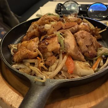 Luna - Chicken BBQ - even though I am vegan, it smelled just wonderful! - Korean Near Me - Montreal, Quebec Luna - Chicken BBQ - even though I am vegan, it smelled just wonderful! - Korean Near Me - Montreal, Quebec
