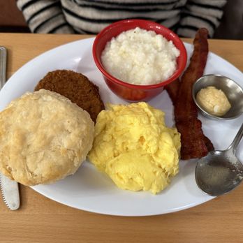 Ruby Sunshine Charleston Downtown - Southern Breakfast - Breakfast & Brunch Near Me - Charleston, South Carolina Ruby Sunshine Charleston Downtown - Southern Breakfast - Breakfast & Brunch Near Me - Charleston, South Carolina