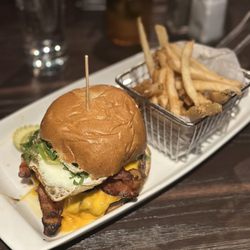 The Robinson Ale House - The Casey Burger
