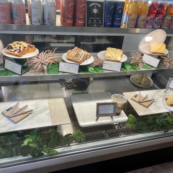 Mud and Char - Baked goods - Coffee & Tea Near Me - Downers Grove, Illinois Mud and Char - Baked goods - Coffee & Tea Near Me - Downers Grove, Illinois