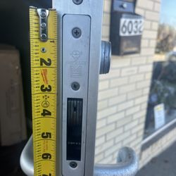 PickMe Locksmith - Commercial deadbolt mechanism