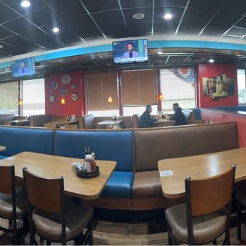 Avocados Kitchen - Pano shot - Mexican Near Me - North Babylon, New York Avocados Kitchen - Pano shot - Mexican Near Me - North Babylon, New York