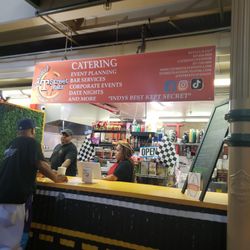 T Street Eatz - Outside view