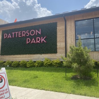 Patterson Park - Front entrance - Bars Near Me - Houston, Texas