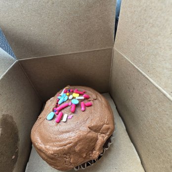 Muddy's Bake Shop - Bakeries Near Me - Memphis, Tennessee Muddy's Bake Shop - Bakeries Near Me - Memphis, Tennessee