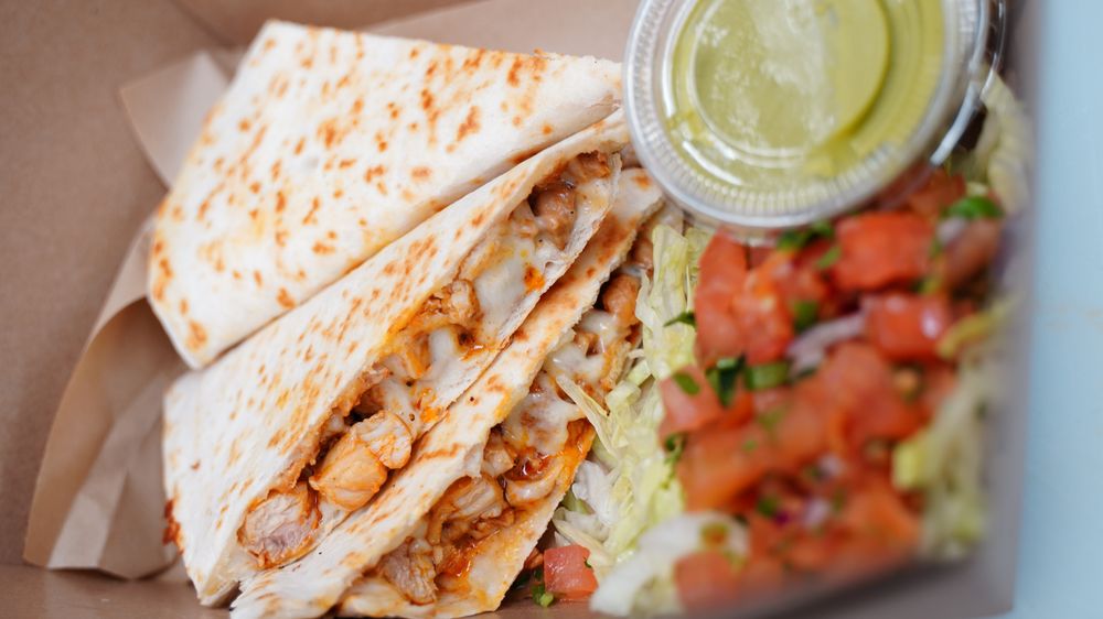 La Bodega Taco Bar — Mexican restaurant in St. Louis Park