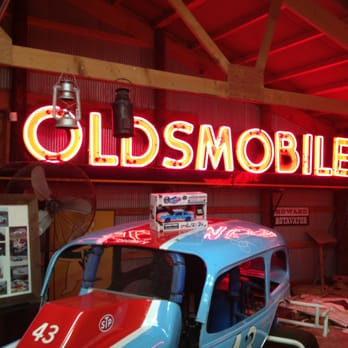 Pioneer Auto Museum - Awesome Olds neon sign - Museums Near Me - Murdo, South Dakota