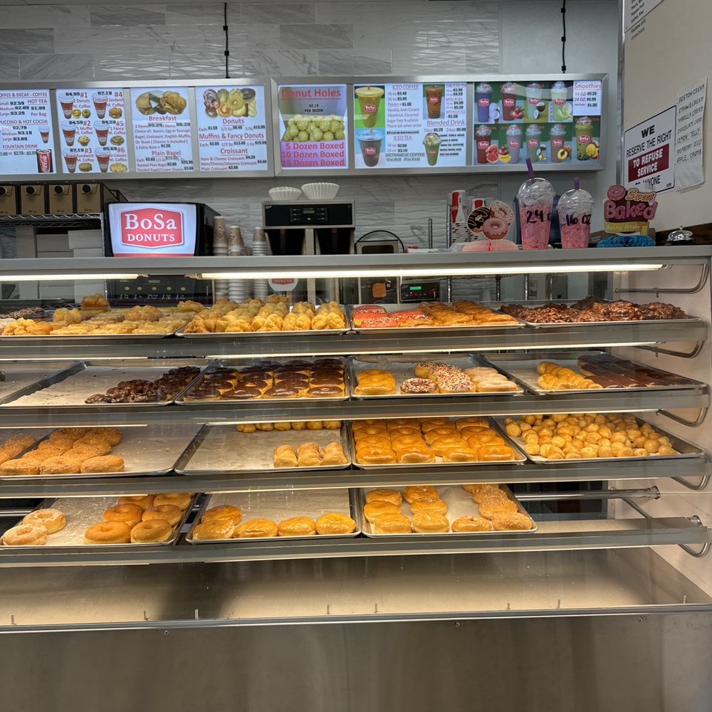 Very clean place and great donuts. Definitely will be coming back. Excellent service.