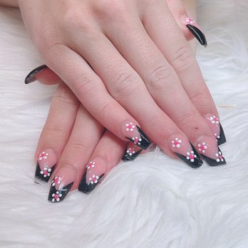 Daisy Nails - Nail Salons Near Me - Sanford, Florida