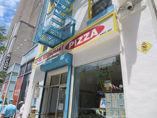 42nd Street Pizza by null