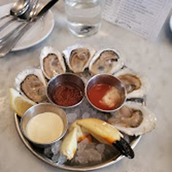 Neptune Oyster - Oysters - Seafood Near Me - Boston, Massachusetts