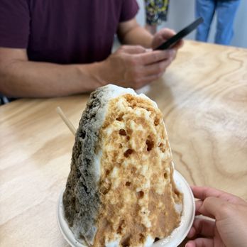 Chillest Shave Ice - Kinako latte and hojicha - Shaved Ice Near Me - Honolulu, Hawaii