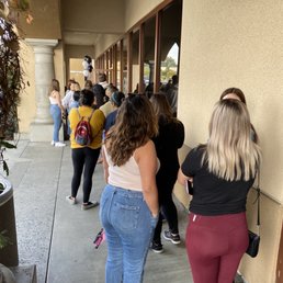 Grand opening line. First 300 everbowls are free!
