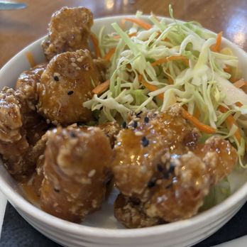 Roe Seafood Restaurant - Happy hour chicken amazing! - Seafood Near Me - Long Beach, California
