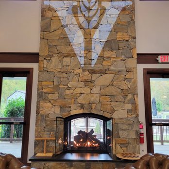 Virginia Distillery Company - Tasting room - gorgeous! - Distilleries Near Me - Lovingston, Virginia Virginia Distillery Company - Tasting room - gorgeous! - Distilleries Near Me - Lovingston, Virginia