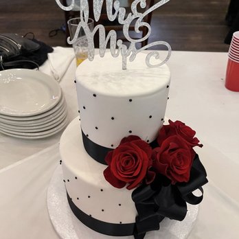 Freed's Bakery - Bakeries Near Me - Las Vegas, Nevada