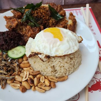 Singapore Social - fries chicken nasi lemak - Singaporean Near Me - New York, New York Singapore Social - fries chicken nasi lemak - Singaporean Near Me - New York, New York