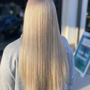 Amber Michelle Salon - Hair Salons Near Me - Flower Mound, Texas
