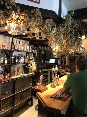 Queens Head Inn by null