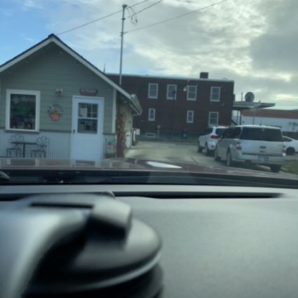 Hot Shots Espresso - Other side of the drive thru - Coffee & Tea Near Me - Montesano, Washington Hot Shots Espresso - Other side of the drive thru - Coffee & Tea Near Me - Montesano, Washington
