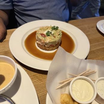 Yard House - Crab Cake Sandwich - New American Near Me - Chino Hills, California Yard House - Crab Cake Sandwich - New American Near Me - Chino Hills, California