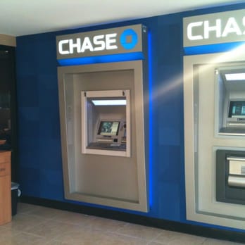 Chase Bank - ATM's just inside - Banks & Credit Unions Near Me - Santa Ana, California