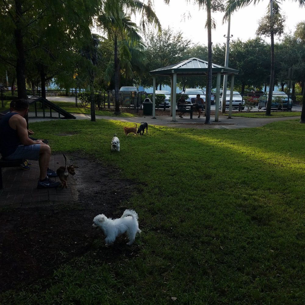 Oakland Bark - Dog Parks Near Me - Oakland Park, Florida Oakland Bark - Dog Parks Near Me - Oakland Park, Florida