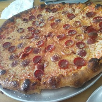 Sidewall Pizza - Basic pepperoni pizza ($17) - Pizza Near Me - Greenville, South Carolina Sidewall Pizza - Basic pepperoni pizza ($17) - Pizza Near Me - Greenville, South Carolina