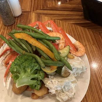 Captain George's Seafood Restaurant - Little of everything - Seafood Near Me - Kill Devil Hills, North Carolina