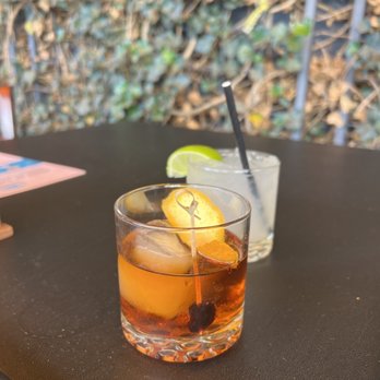 Morrison - Skinny Margarita and Old Fashioned - Gastropubs Near Me - Los Angeles, California Morrison - Skinny Margarita and Old Fashioned - Gastropubs Near Me - Los Angeles, California