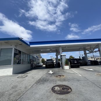 Mobil - Gas Stations Near Me - SALINAS, California Mobil - Gas Stations Near Me - SALINAS, California