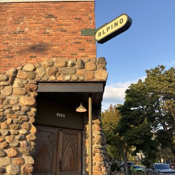 Alpino - German Near Me - Detroit, Michigan