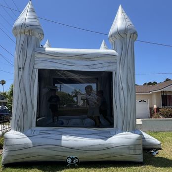 Cal Jump - 10 year old birthday party - Bounce House Rentals Near Me - Redondo Beach, California Cal Jump - 10 year old birthday party - Bounce House Rentals Near Me - Redondo Beach, California