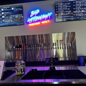 Bad Astronaut Brewing - No cash - Beer Bar Near Me - Houston, Texas