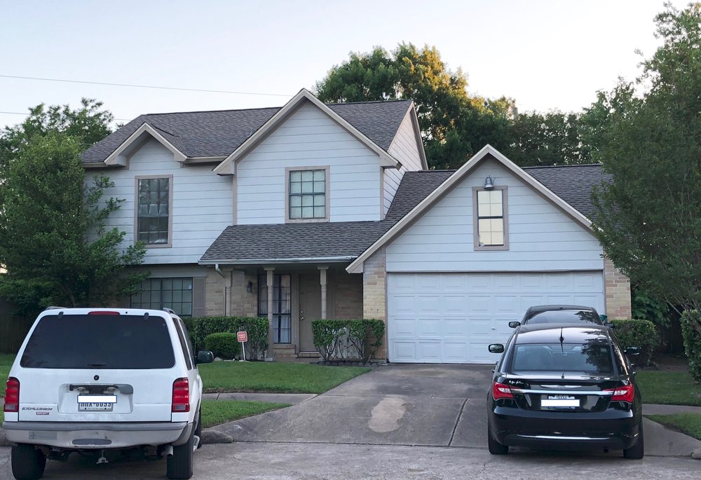 Slide of Stone Gate Roofing