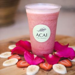 Acai Me More - Strawberry Rose smoothie