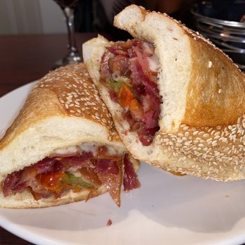 Braddock's - Braddock 's B.L.T. - New American Near Me - Medford, New Jersey