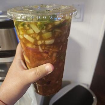 Mariscos La Monarca - Campechana - Food Trucks Near Me - Van Nuys, California